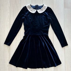 Navy blue velvet peter pan collared dress